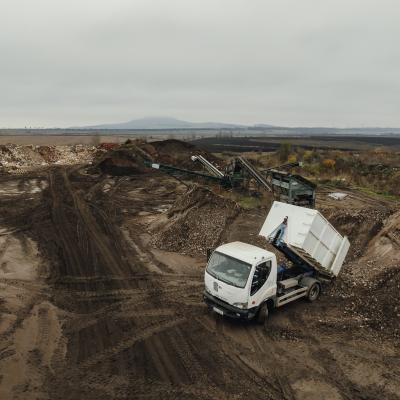 Skladka Sono Plus 2025 144
